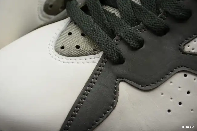 Reps TBK Air AT3375-100 Patta 7 x Jordan Icicle 0503